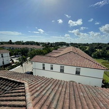 HOA-Townhome-Roof-Cleaning-in-West-Palm-Beach-FL 2
