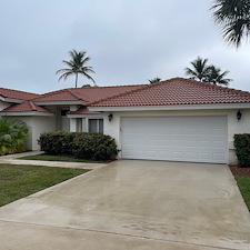 Palm-Beach-Gardens-Complete-Exterior-Cleaning 0