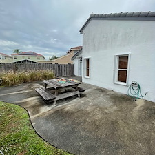 Palm-Beach-Gardens-Complete-Exterior-Cleaning 2
