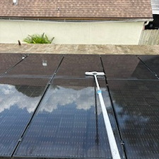 Professional-Solar-Panel-Cleaning-in-Palm-Beach-Gardens-FL 0