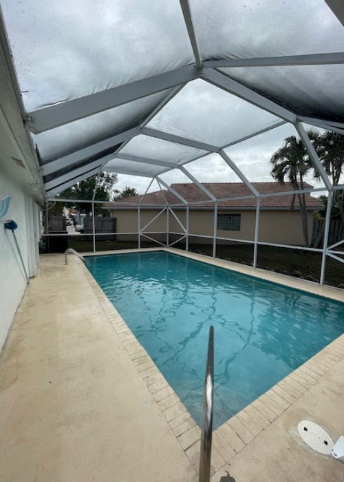Pool Deck Cleaning Thumbnail